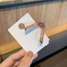 Load image into Gallery viewer, Simplicity Claw Clip Women Hair Clip Elegant Geometric Shape Hair Clips Girls Hair Claw Hair Barrettes Gorgeous Hair Accessories For Women
