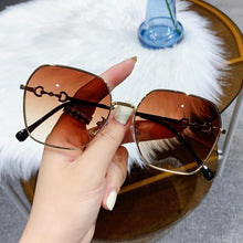 Load image into Gallery viewer, Small Oval Retro Sunglasses for Men and Women Polygon Mirrored Lens Fashionable &amp; Korean Style Women's Sunglasses New Personality &amp; Trending Sunglasses Of Same Style UV Protection Sunglasses
