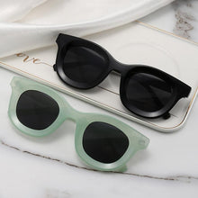Load image into Gallery viewer, Small Round Women Fashion Sunglasses Popular Style Fashionable Round Shaped Sunglasses Colorful Women Sunglasses Eyewear Summer Shades
