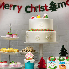 Load image into Gallery viewer, Snowflake Fondant Cake Decorating Tools Sugarcraft Cutter Mold Cake Decorating Baking Tools Kitchen Accessories 3Pcs/Set Snowflake Cookie Cutter Set Cake Decorating Mold Fondant Winter Theme Molds
