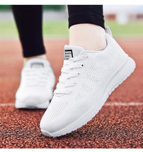 Load image into Gallery viewer, Sport Women Casual Shoes Fashion Breathable Walking Mesh Flat Sneakers Women Gym Vulcanized Tenis Walking Shoes Breathable Lightweight Casual Comfort Fashion Sneaker
