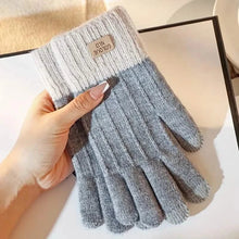 Load image into Gallery viewer, Stretch Knit Wool Full Finger Mittens
