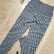 Load image into Gallery viewer, Stylish Leggings For Women Soft High Waist Yoga Pants Seamless Comfortable Leggings Squat Proof High Waist Yoga Pants Fitness Outdoor Outfit Gym Wear Workout Tight Modern Girl Leggings
