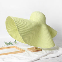 Load image into Gallery viewer, Summer Large Wide Brim Foldable Sun Hats For Women Foldable Sun Hat Wide Brim Summer Straw Floppy Beach Hat Oversized Sun Hat Modern Travel Straw Hat Fashionable Lady UV Protection Beach Hat 54-57cm
