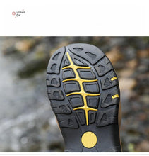 Load image into Gallery viewer, Summer Men's Breathable Sandals Beach Casual Shoes Thick Sole Closed Toe Aqua Shoes Hiking Fishing Summer Closed Toe Walking Sandal For Athletic Outdoor Lightweight Beach Breathable Waterproof Sandals

