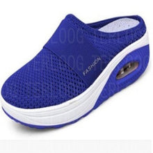Load image into Gallery viewer, Summer Sandals Fashion Platform Slippers Outdoor Casual Flip Flops Comfy Slippers Women Flats Mesh Shoes Casual Air Cushion Platform Mesh Mules Sneaker Sandals For Female Lightweight Beach Shoes Outdoor Slippers
