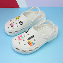 Load image into Gallery viewer, Summer Women Clogs Platform Garden Sandals Fruit Slippers Beach Shoes Increase Outdoor Unisex Garden Clogs Shoes Comfortable Slip-on Summer Beach Sandals
