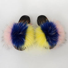 Load image into Gallery viewer, Summer Women Raccoon Fur Slippers Plush Slides Furry Sandals Fluffy House Shoes Girl's Cute Flip Flops Sandal With Soft Furry Faux Fox Fur House Outdoor Multicolor Slippers
