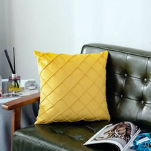 Load image into Gallery viewer, Super Soft Velvet Square Decorative Pillowcase
