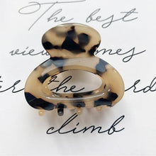 Load image into Gallery viewer, Sweet Mini Acetate Hair Clip for Women Girls Hair Claw Chic Barrettes Crab Hairpins Styling Claw Clips Fashion Hair Gorgeous Hair Accessories For Women
