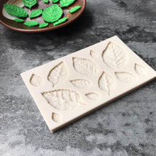 Load image into Gallery viewer, Tree Leaf Mold Silicone Fondant Cake Decorating Tools Chocolate Baking Mould 3D Sugarcraft  Homemade Bakeware 3D Leaf Silicone Mold For Chocolate Candy Sugar Craft Cake Decoration Cupcake Decoration
