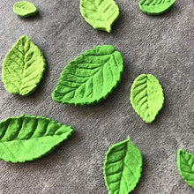 Load image into Gallery viewer, Tree Leaf Mold Silicone Fondant Cake Decorating Tools Chocolate Baking Mould 3D Sugarcraft  Homemade Bakeware 3D Leaf Silicone Mold For Chocolate Candy Sugar Craft Cake Decoration Cupcake Decoration
