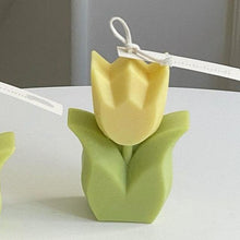 Load image into Gallery viewer, Tulip Candle Aroma Decoration Wedding Souvenir Birthday Gift Decoration Candles Handmade Delicate Tulip Flower Shape Candle  Perfect for Birthday Party Wedding Spa Home Decor
