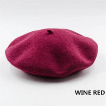 Load image into Gallery viewer, Vintage Beret Hat Flat Cap For Women Retro Classic Style Wool Beret Caps Modern Women Hats

