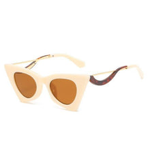 Load image into Gallery viewer, Vintage Square Cat Eye Sunglasses Women Retro Trendy Cat eye Sunglasses Classic Fashionable , Decent Personality &amp; Wind Sunglasses In Retro Box Trending  Street Style Sunglasses For Men &amp; Women
