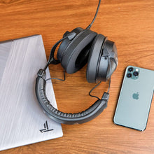 Load image into Gallery viewer, WC FreeZe DT770 - Cooling Gel Ear Pads for Beyerdynamic Headphones

