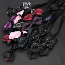 Load image into Gallery viewer, Wedding Men Butterfly Bowtie Formal Bow Ties Beautiful Printed Men Luxury Adjustable Business Bowties
