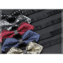 Load image into Gallery viewer, Wedding Men Butterfly Bowtie Formal Bow Ties Beautiful Printed Men Luxury Adjustable Business Bowties
