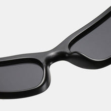 Load image into Gallery viewer, White Modern Women Sunglasses Luxury Glasses For Women/Men UV400 Eyewear Ladies Comfortable Sunglasses For Eyewear Durable Lightweight Frame Sun Glasses
