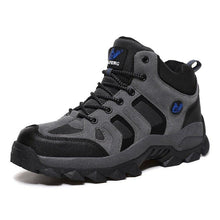 Load image into Gallery viewer, Winter Ankle Boots Mens Snow Warm Fur Leather Hiking Boots Outdoor Hunting Men's Work Warm Hiking Boots High Top Winter Outdoor Walking Lace Up Anti-Slip Breathable Ankle Booties For Mens
