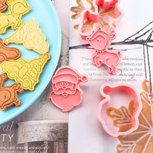 Load image into Gallery viewer, Winter Cartoon Biscuit Mould Christmas Cookie Cutters Christmas Molds ABS Plastic Baking Mould Cookie Tools Cake Decorating Tools Cartoon Cookie Christmas Tree Shaped Biscuit Molds
