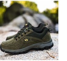 Load image into Gallery viewer, Winter Couple Outdoor Hiking Shoes Winter Warm Men's Shoe Lightweight Non-Slip Sneakers Low Top Walking Shoes For Outdoor Trailing Walking Climbing Running Shoes For Cold Weather
