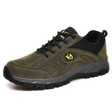 Load image into Gallery viewer, Winter Couple Outdoor Hiking Shoes Winter Warm Men's Shoe Lightweight Non-Slip Sneakers Low Top Walking Shoes For Outdoor Trailing Walking Climbing Running Shoes For Cold Weather
