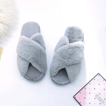 Load image into Gallery viewer, Winter Women Cozy Home Furry Slippers
