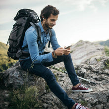Load image into Gallery viewer, Wireless Neckband Headphones V
