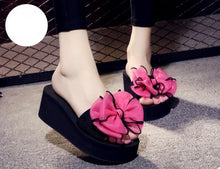 Load image into Gallery viewer, Women Bow Summer Sandals Slipper Indoor Outdoor Beach Shoes Slide Sandals For Women Knotted Bow Flat Footbed Sandals Open Toe Casual Summer Slide
