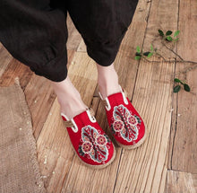 Load image into Gallery viewer, Women Casual Linen Handmade Mules Flat Slippers Retro Vegan Summer Canvas Comfortable Espadrille New Women Shoes Slides Flat Summer Style Handmade Retro Slippers
