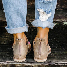 Load image into Gallery viewer, Women Flat Sandals Leopard Snake Print Summer Shoes Beach Leather Sandals Retro Flip Flops Slippers Women Casual Summer Flat Sandal Open Toe Beach Back Zipper T-Strap Outdoor Sandals
