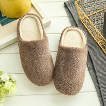 Load image into Gallery viewer, Women Indoor House Plush Soft Cute Cotton Slippers Shoes Non-slip Floor Home Slippers Slides For Bedroom Memory Foam Slippers Scuff Outdoor Indoor Warm Plush Bedroom Shoes With Fur Lining

