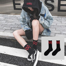Load image into Gallery viewer, Women Korea Funny Socks Long Socks Black Cool Socks Harajuku GD Hip Hop Cotton Skateboard Socks Men New Trend Daisy Socks Men
