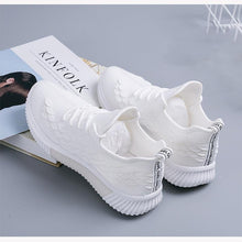 Load image into Gallery viewer, Women Running Sneakers Shoes Vulcanized Women's Casual Flats Elegant Soft Walking Shoes Breathable Non Slip Tennis Athletic Shoe For Casual Gym And  Work
