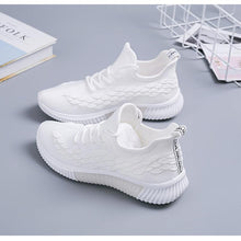 Load image into Gallery viewer, Women Running Sneakers Shoes Vulcanized Women's Casual Flats Elegant Soft Walking Shoes Breathable Non Slip Tennis Athletic Shoe For Casual Gym And  Work
