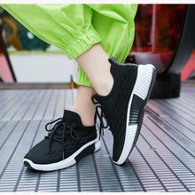 Load image into Gallery viewer, Women Running Sneakers Shoes Vulcanized Women's Casual Flats Elegant Soft Walking Shoes Breathable Non Slip Tennis Athletic Shoe For Casual Gym And  Work
