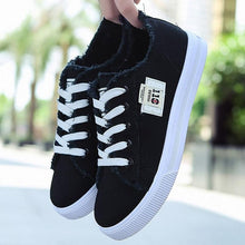 Load image into Gallery viewer, Women's Canvas Breathable Classic Summer Sneakers Lace-Up Shoes Casual Outdoor Men Sneakers Womens Canvas Sneakers Low Top Tennis White Shoes
