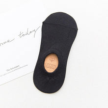Load image into Gallery viewer, Women's Cute Cotton Invisible No Show Non-Slip Summer Candy Solid Color Silicone Short Socks Fashion Thin Ankle Boat Socks
