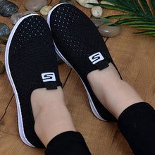 Load image into Gallery viewer, Women's Sneakers Espadrrilles Breathable Mesh Summer Shoes For Women Walking Solid Non Slip Casual Shoes Girls Tennis Slip On Sneakers Lightweight Comfortable Mesh Casual Sneakers
