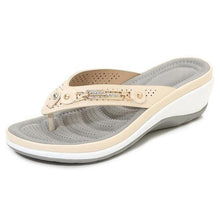 Load image into Gallery viewer, Women's Summer New Fashion Metal Button Slides Beach Shoes Modern Sandals Women Outside Platform Comfort Thong Style Flip Flops Sandals With Arch Support Thick Sole Outdoor Flip Flops
