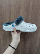 Load image into Gallery viewer, Women Sandals Winter Hole Slippers Outside Shoes For Women Slippers For Home Men's and Women's Classic Lined Clog Warm And Fuzzy Slippers Fur Lined Clogs Winter Garden Shoes Warm House Slippers
