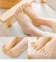 Load image into Gallery viewer, Women Summer Five-Finger Socks Ultrathin Funny Toe Invisible Sock With Silicone Anti-Skid Breathable Anti-Friction For Women
