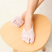 Load image into Gallery viewer, Women Summer Five-Finger Socks Ultrathin Funny Toe Invisible Sock With Silicone Anti-Skid Breathable Anti-Friction For Women
