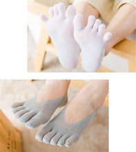 Load image into Gallery viewer, Women Summer Five-Finger Socks Ultrathin Funny Toe Invisible Sock With Silicone Anti-Skid Breathable Anti-Friction For Women
