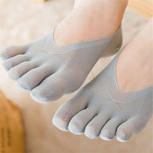 Load image into Gallery viewer, Women Summer Five-Finger Socks Ultrathin Funny Toe Invisible Sock With Silicone Anti-Skid Breathable Anti-Friction For Women
