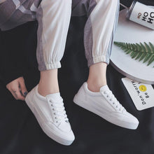 Load image into Gallery viewer, Women White Business Sneakers Fashion Woman's Spring Trend Casual Sport Shoes New Comfort White Platform Ultra Lightweight Walking Non Slip Sneakers
