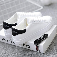 Load image into Gallery viewer, Women White Sneakers Fashion Breathble Vulcanized Shoes Leather Platform Shoes White Lace Up Casual Woman Comfortable Sneakers Leather Spring Flats Trainers Sneakers
