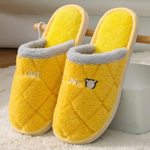 Load image into Gallery viewer, Women Winter Home Slippers Cute Shoes Non-Slip Soft Winter Warm Slipper Indoor Bedroom Couples Floor Shoes Women's House Slippers Indoor Memory Foam Cotton-Blend Knitted Autumn Winter Slippers

