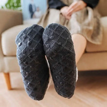 Load image into Gallery viewer, Women's Autumn Winter Plush Lined Indoor Low Cut Socks
